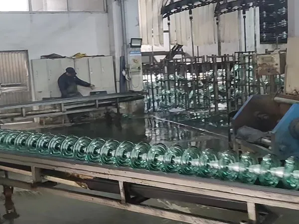 power transmission,distribution applications,high-voltage toughened glass insulators