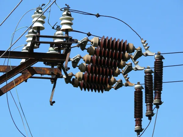 station post insulators,porcelain insulators,porcelain electrical insulators