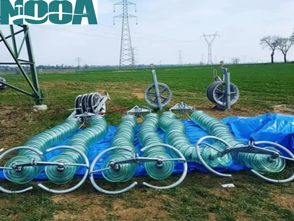 suspension insulators string