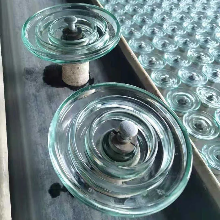 Disc suspension pin type insulator